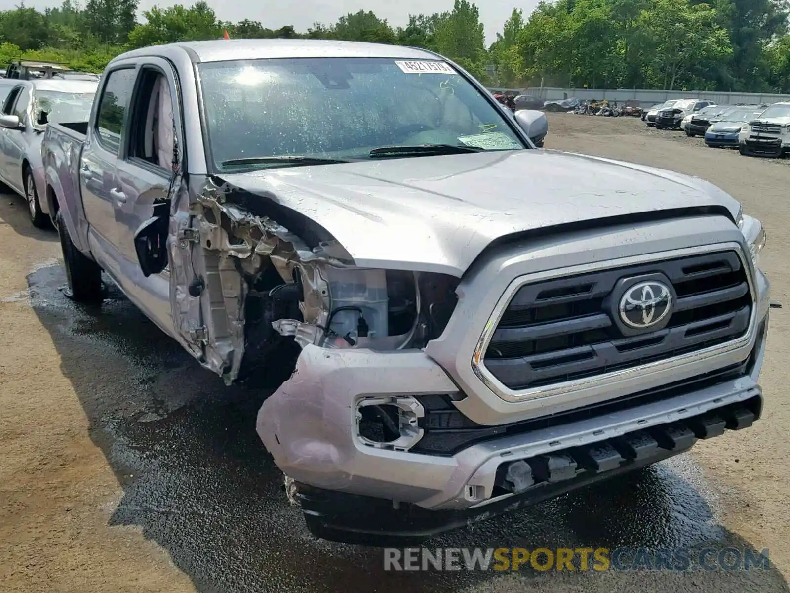 1 Photograph of a damaged car 3TMDZ5BN0KM059112 TOYOTA TACOMA DOU 2019