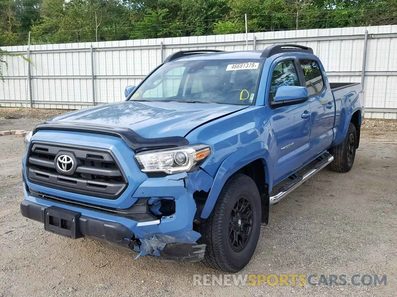 2 Photograph of a damaged car 3TMDZ5BN1KM058762 TOYOTA TACOMA DOU 2019