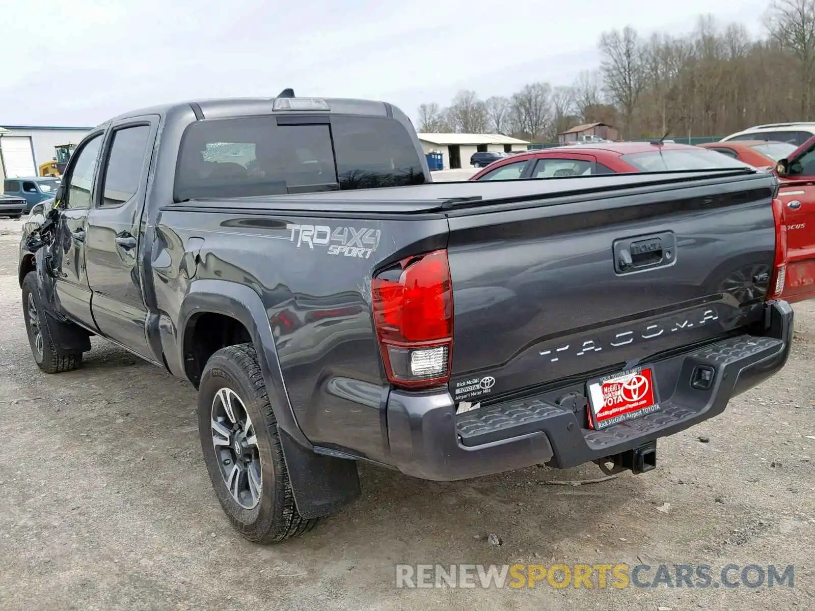 3 Фотография поврежденного автомобиля 3TMDZ5BN1KM059622 TOYOTA TACOMA DOU 2019