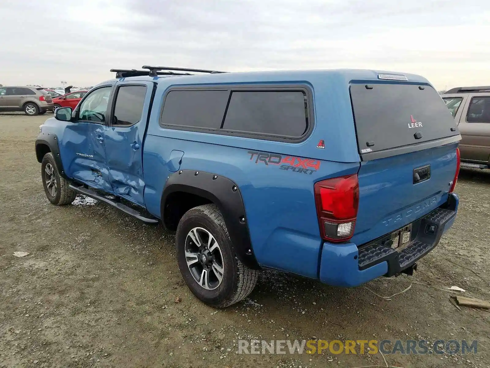 3 Photograph of a damaged car 3TMDZ5BN1KM060544 TOYOTA TACOMA DOU 2019