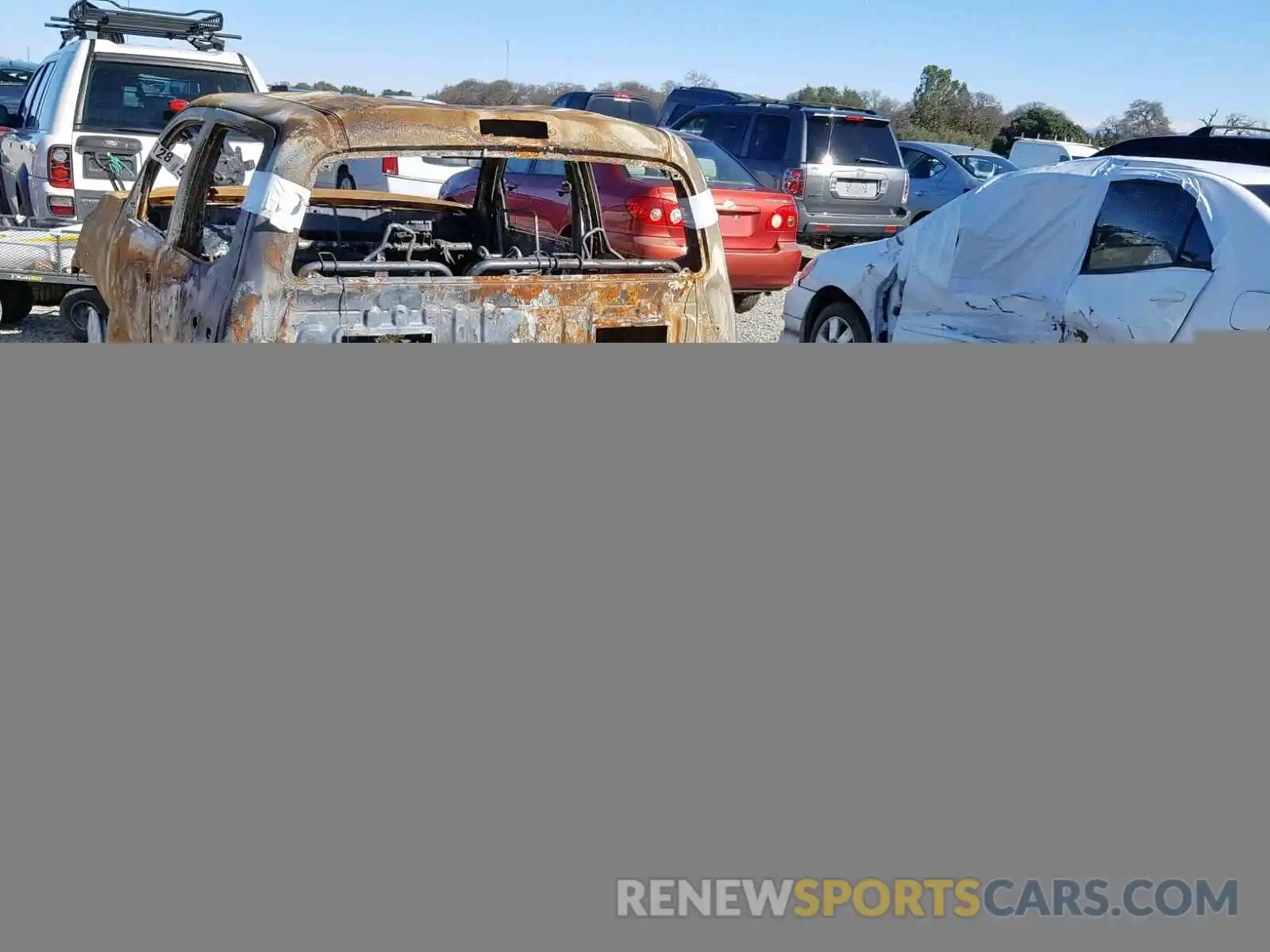 3 Photograph of a damaged car 3TMDZ5BN2KM057779 TOYOTA TACOMA DOU 2019