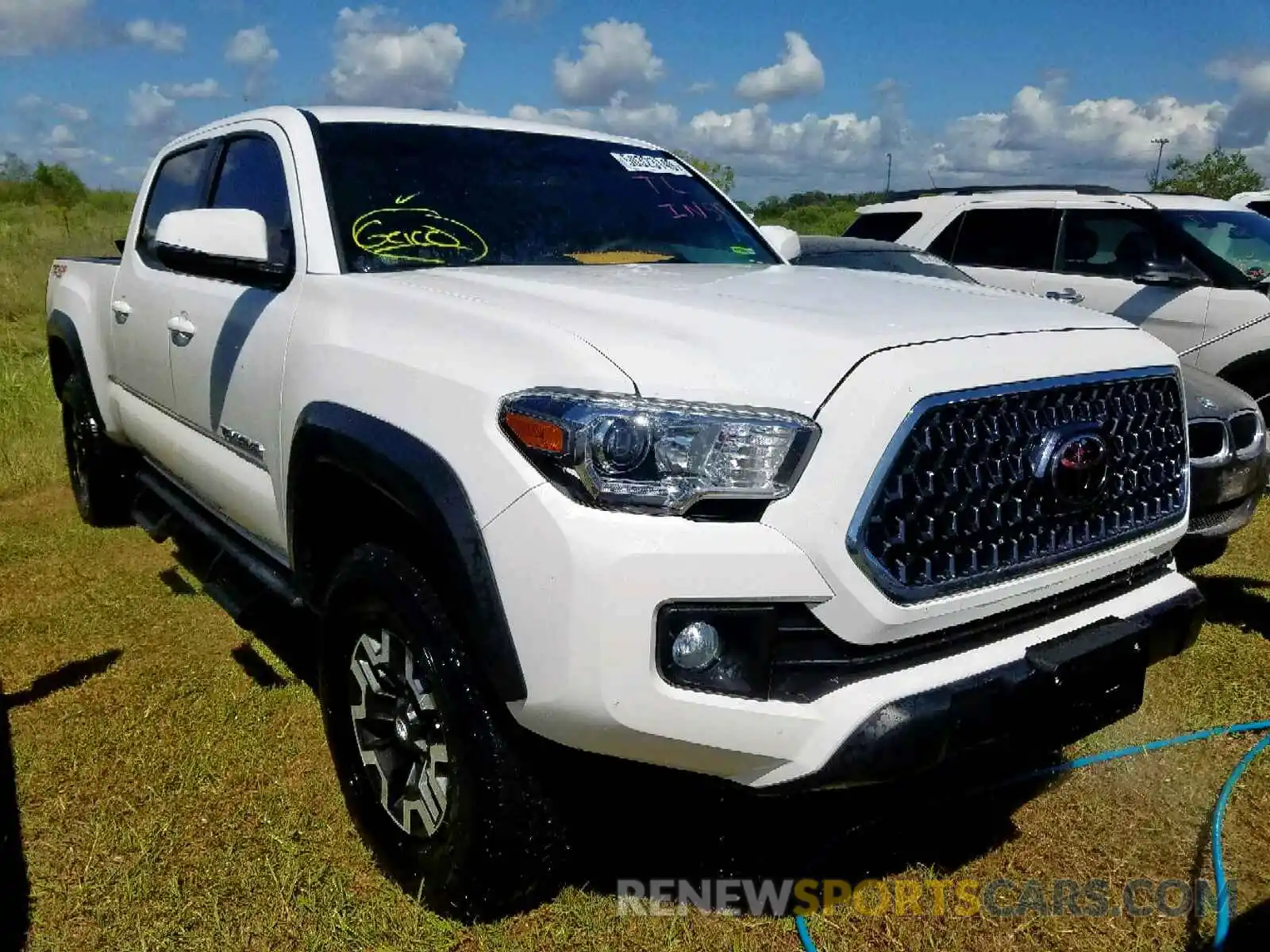 1 Photograph of a damaged car 3TMDZ5BN2KM076364 TOYOTA TACOMA DOU 2019