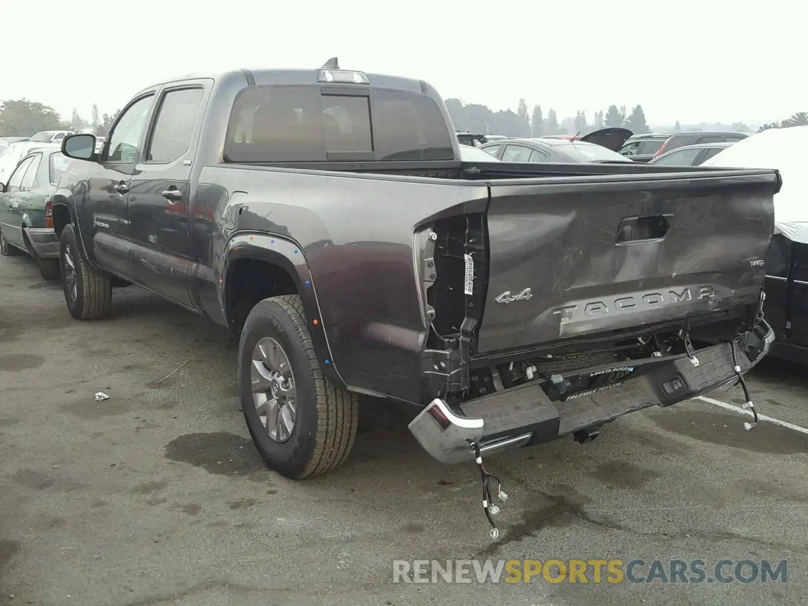 3 Photograph of a damaged car 3TMDZ5BN3KM055376 TOYOTA TACOMA DOU 2019