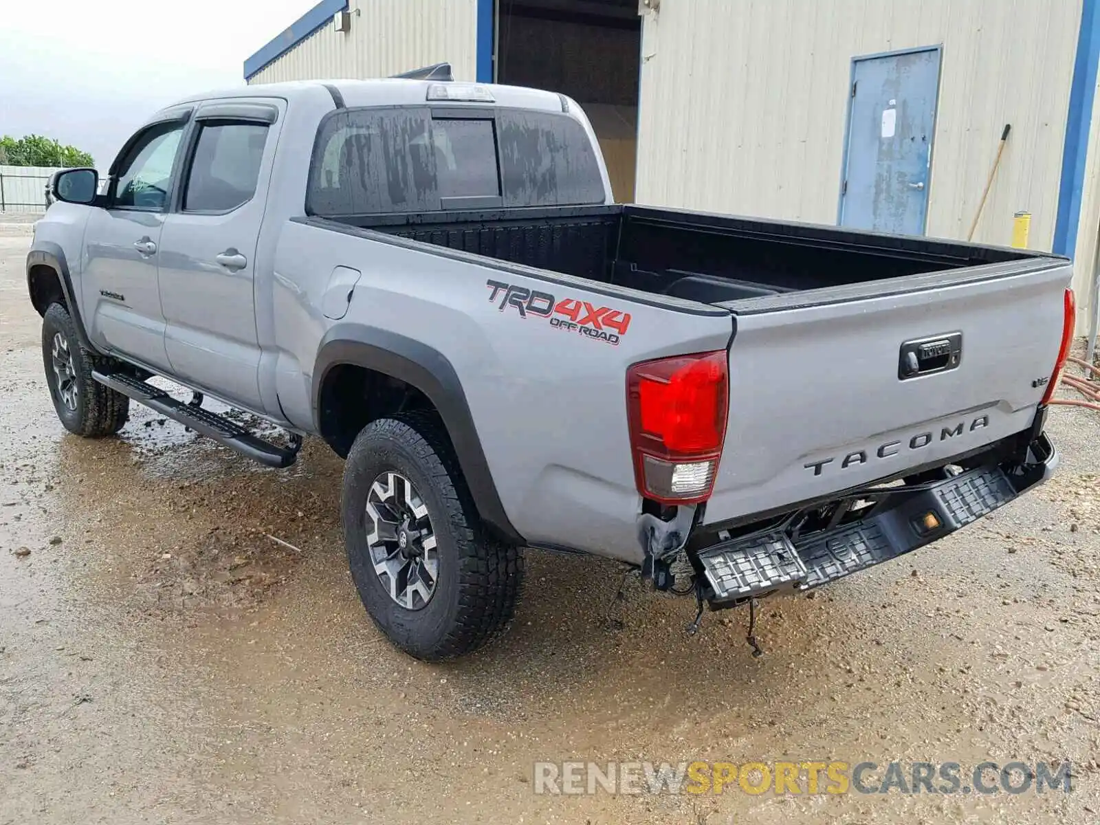 3 Фотография поврежденного автомобиля 3TMDZ5BN3KM057841 TOYOTA TACOMA DOU 2019