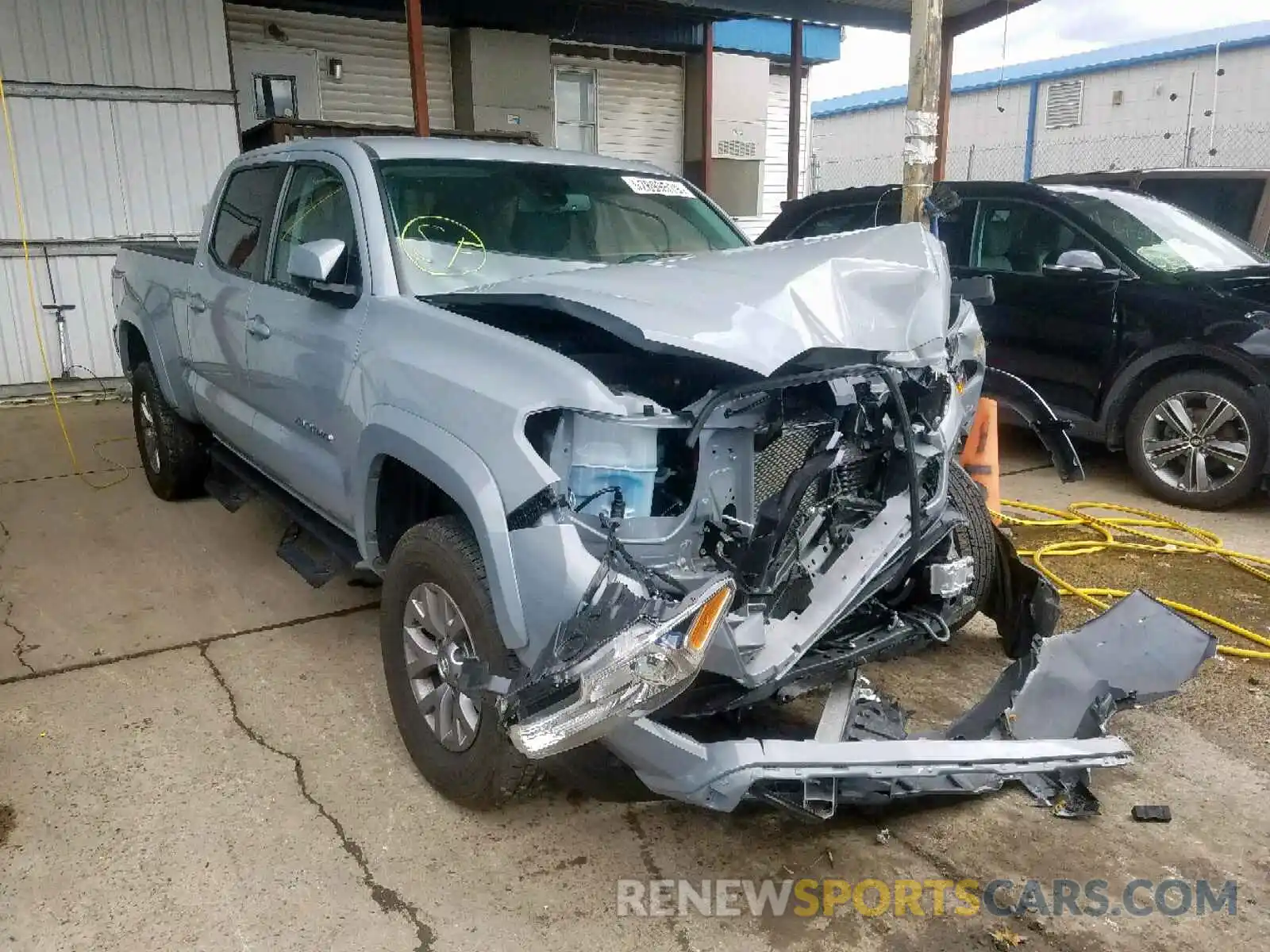 1 Photograph of a damaged car 3TMDZ5BN4KM056536 TOYOTA TACOMA DOU 2019