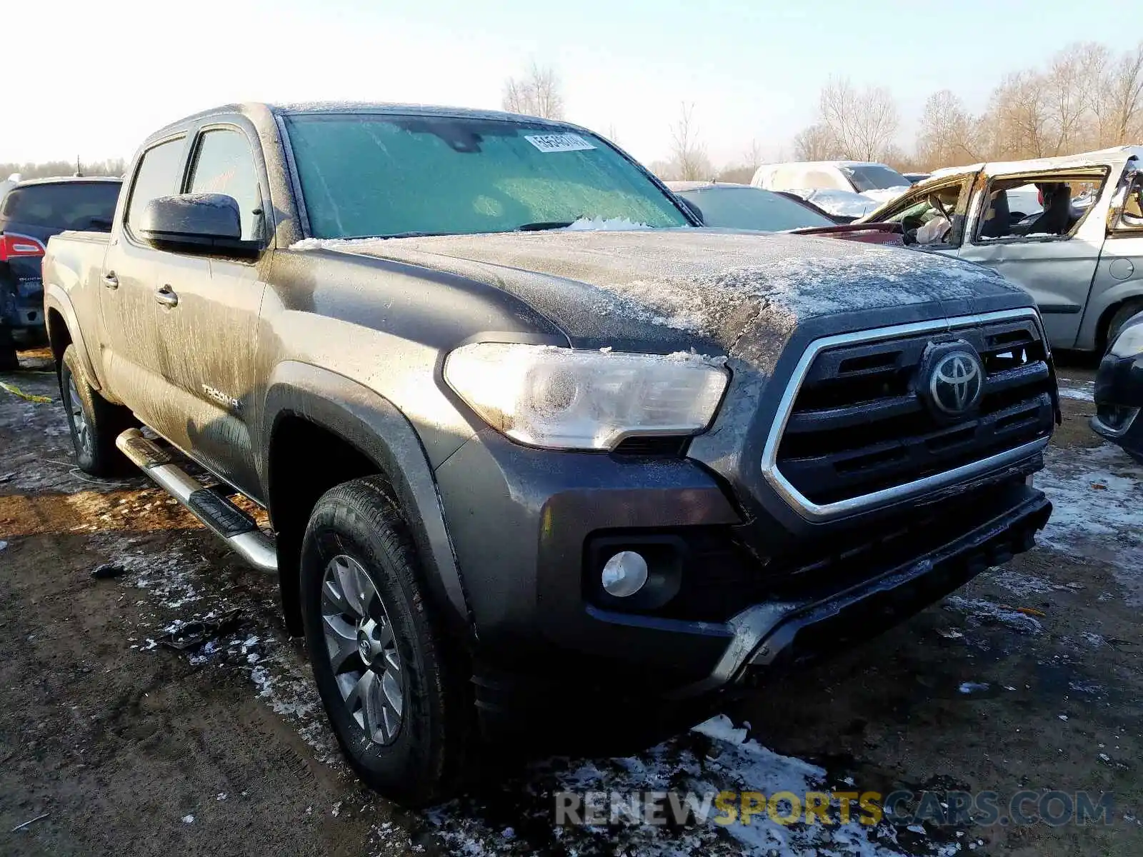 1 Photograph of a damaged car 3TMDZ5BN4KM061171 TOYOTA TACOMA DOU 2019