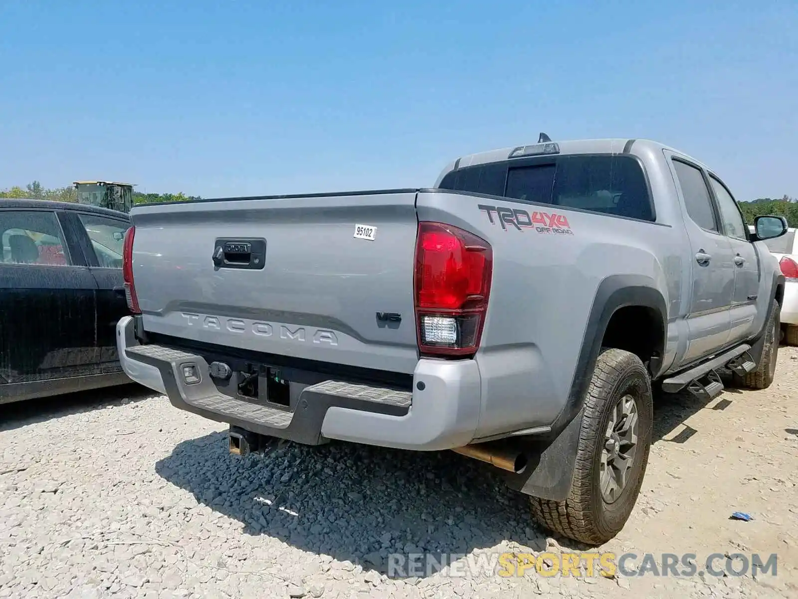 4 Фотография поврежденного автомобиля 3TMDZ5BN4KM071098 TOYOTA TACOMA DOU 2019