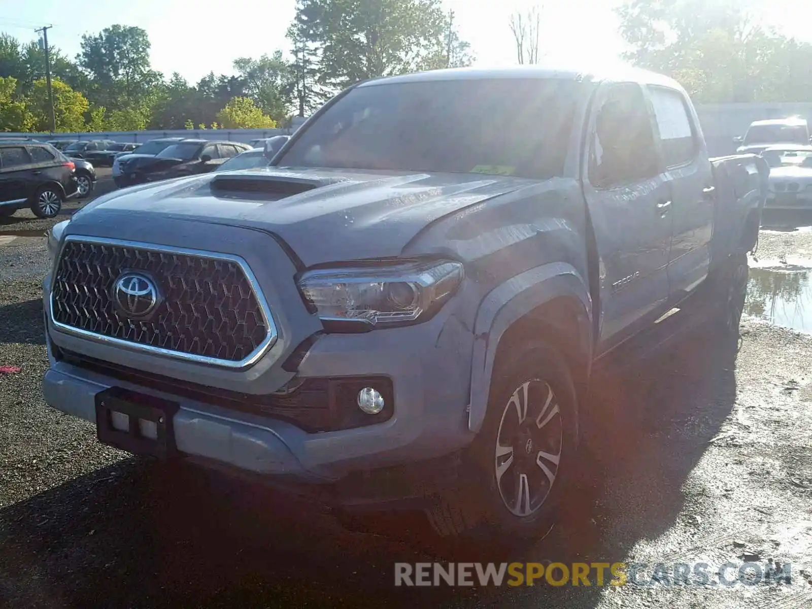 2 Photograph of a damaged car 3TMDZ5BN5KM055198 TOYOTA TACOMA DOU 2019