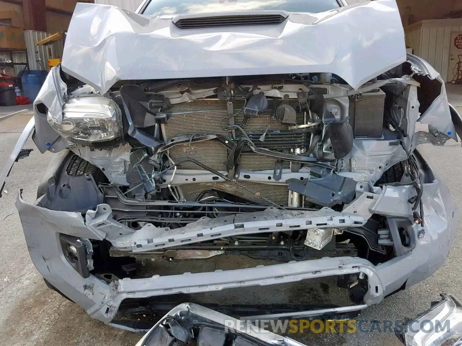 9 Photograph of a damaged car 3TMDZ5BN6KM059227 TOYOTA TACOMA DOU 2019