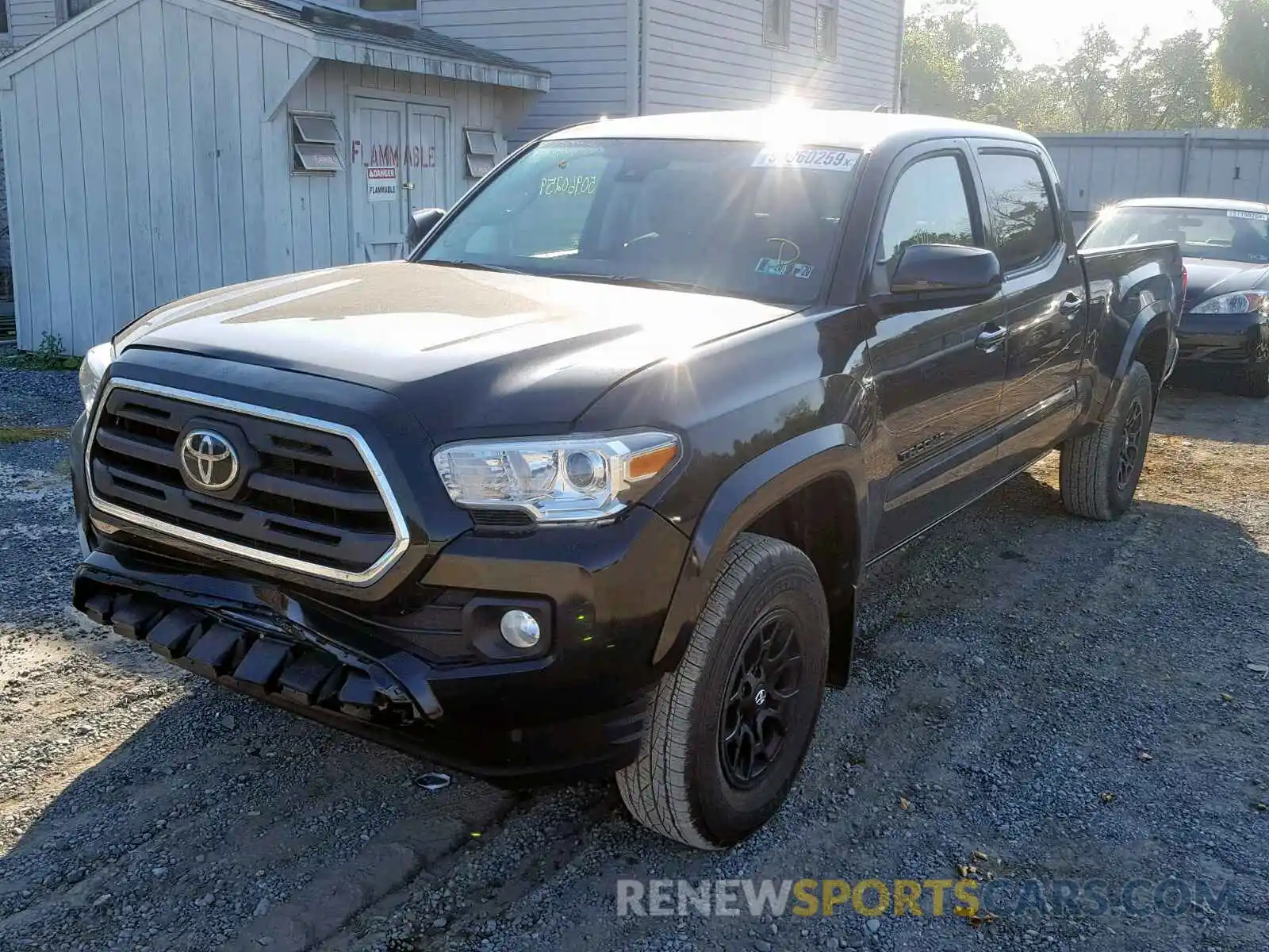 2 Фотография поврежденного автомобиля 3TMDZ5BN6KM065190 TOYOTA TACOMA DOU 2019