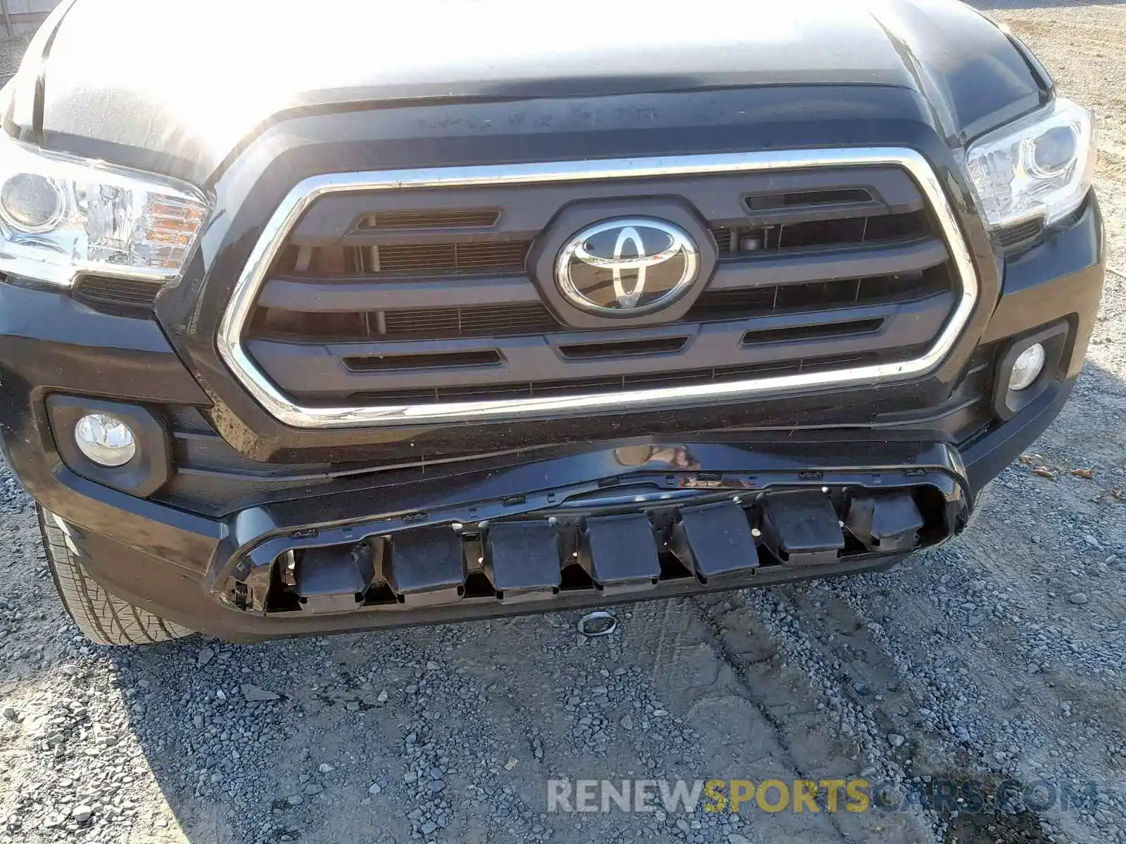 9 Фотография поврежденного автомобиля 3TMDZ5BN6KM065190 TOYOTA TACOMA DOU 2019