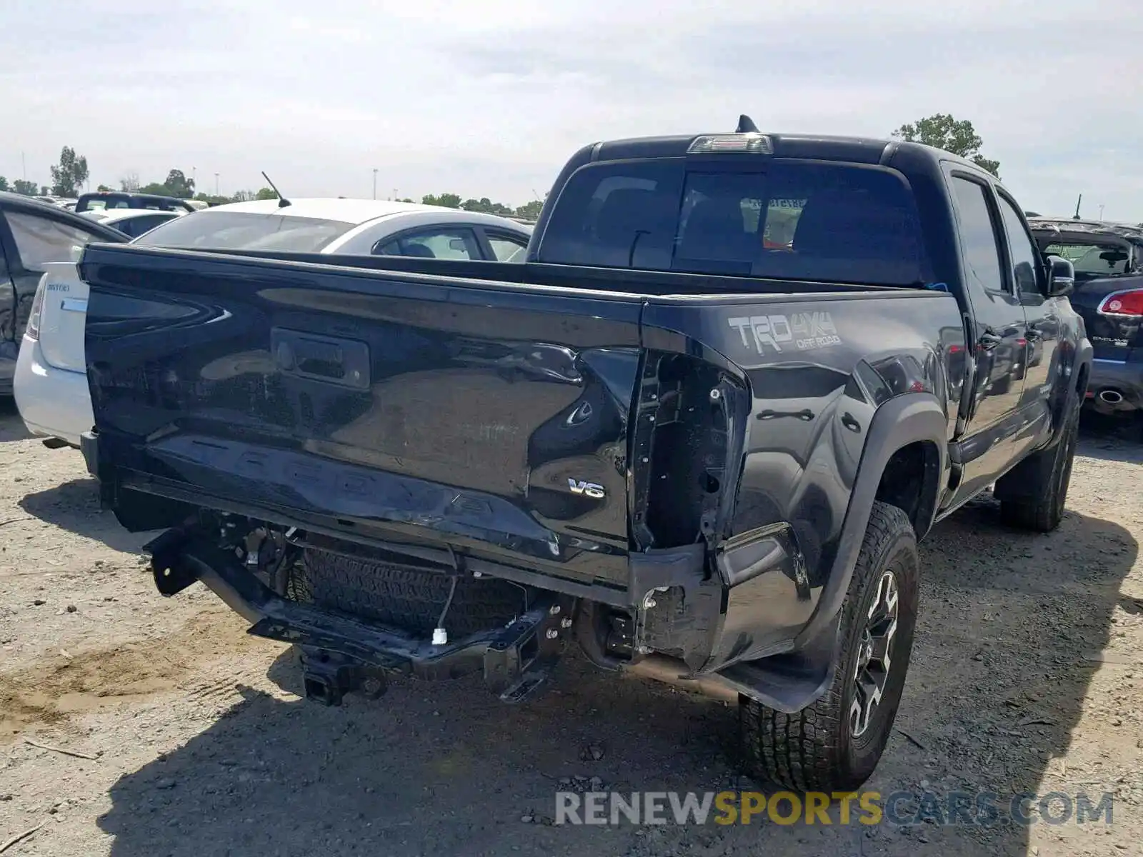 4 Photograph of a damaged car 3TMDZ5BN7KM056224 TOYOTA TACOMA DOU 2019