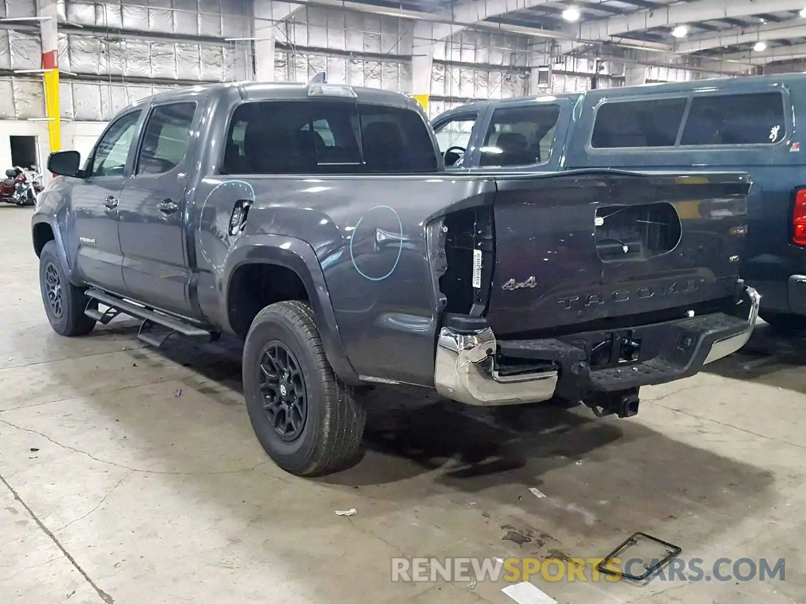 3 Photograph of a damaged car 3TMDZ5BN7KM061794 TOYOTA TACOMA DOU 2019