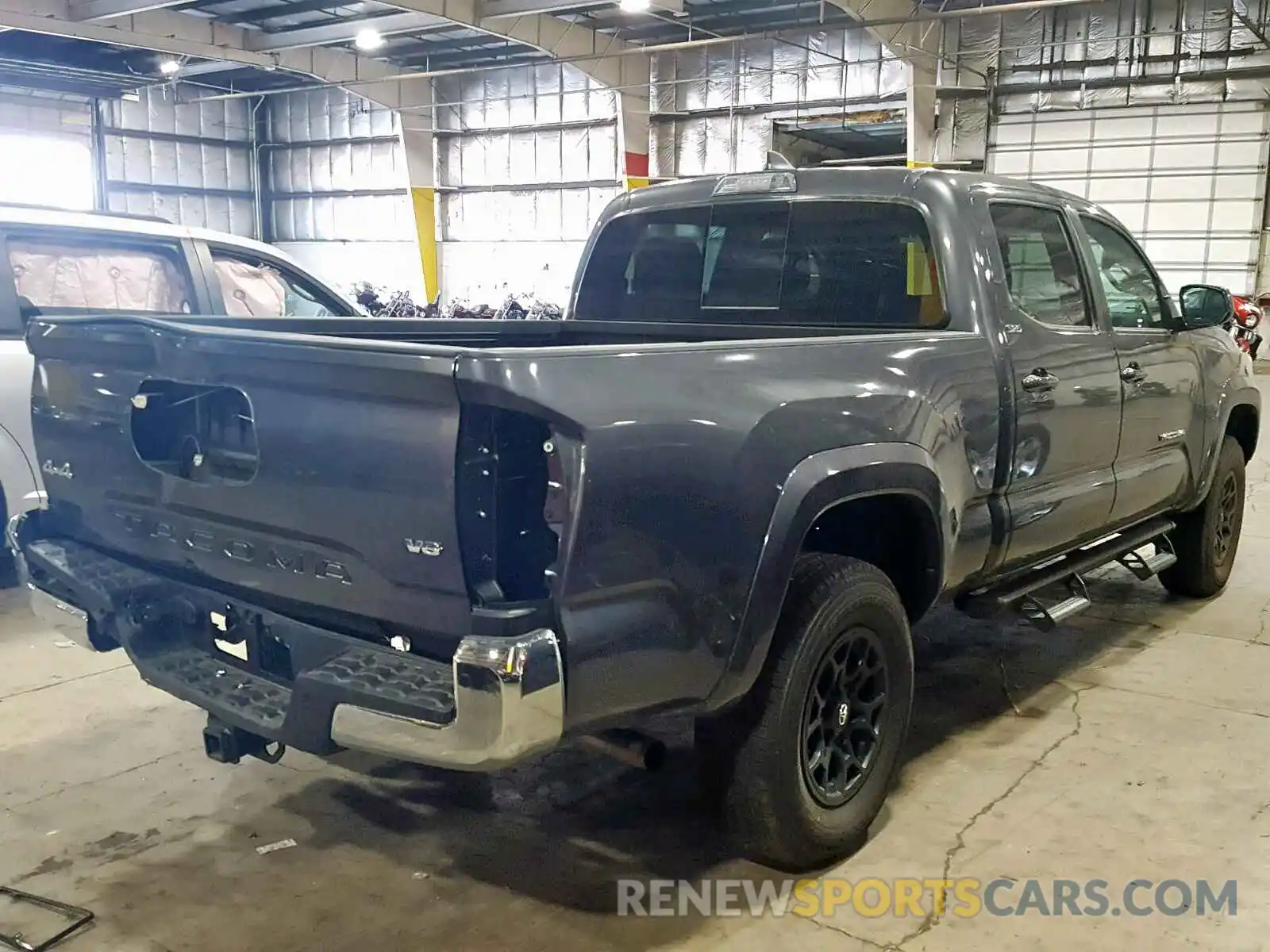 4 Photograph of a damaged car 3TMDZ5BN7KM061794 TOYOTA TACOMA DOU 2019