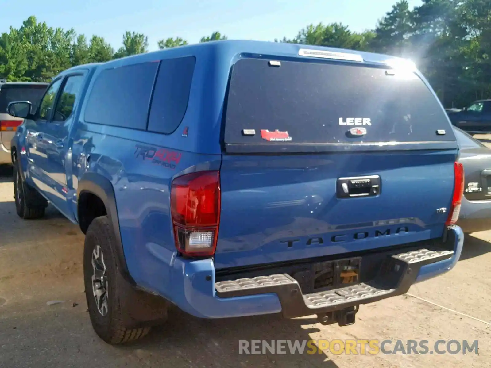 3 Photograph of a damaged car 3TMDZ5BN8KM057396 TOYOTA TACOMA DOU 2019