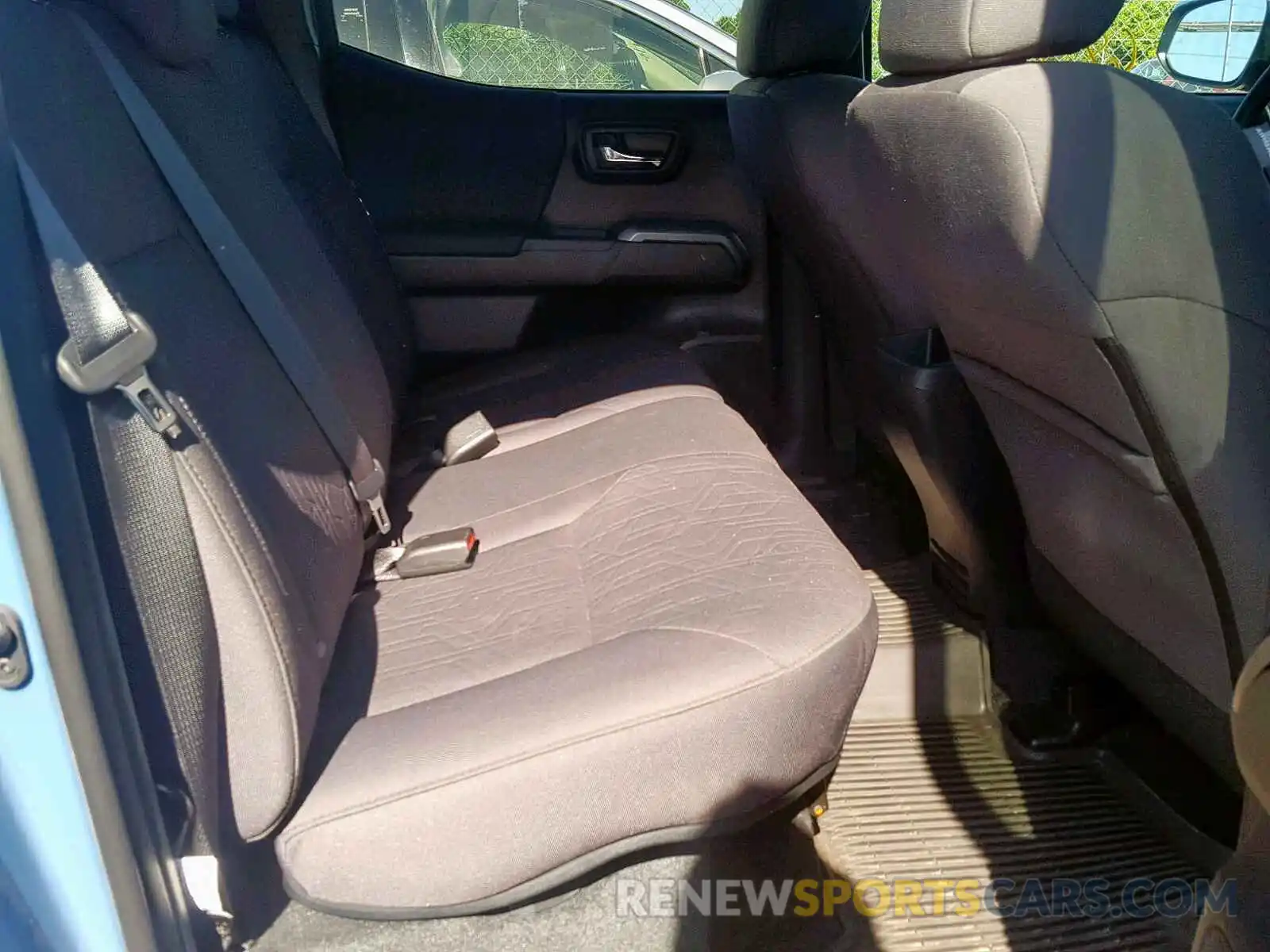 6 Photograph of a damaged car 3TMDZ5BN8KM057396 TOYOTA TACOMA DOU 2019