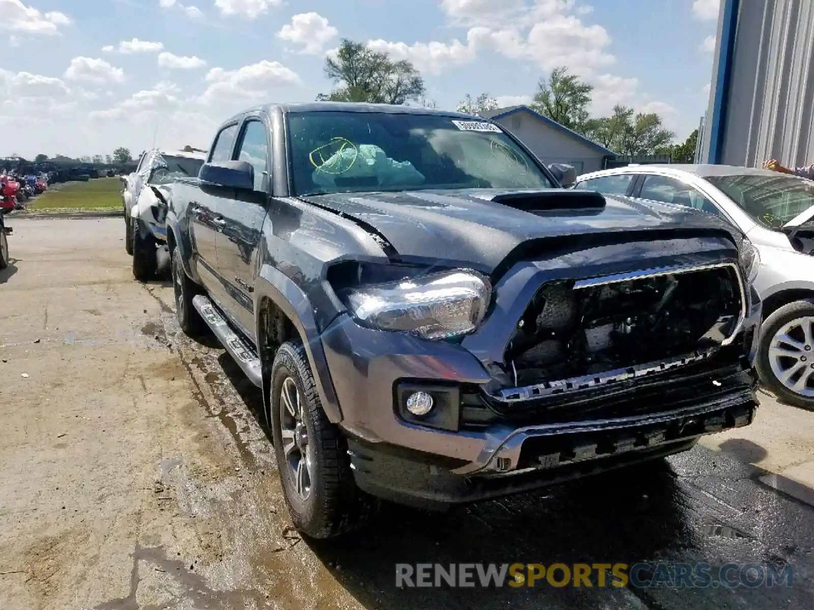 1 Photograph of a damaged car 3TMDZ5BN8KM067703 TOYOTA TACOMA DOU 2019