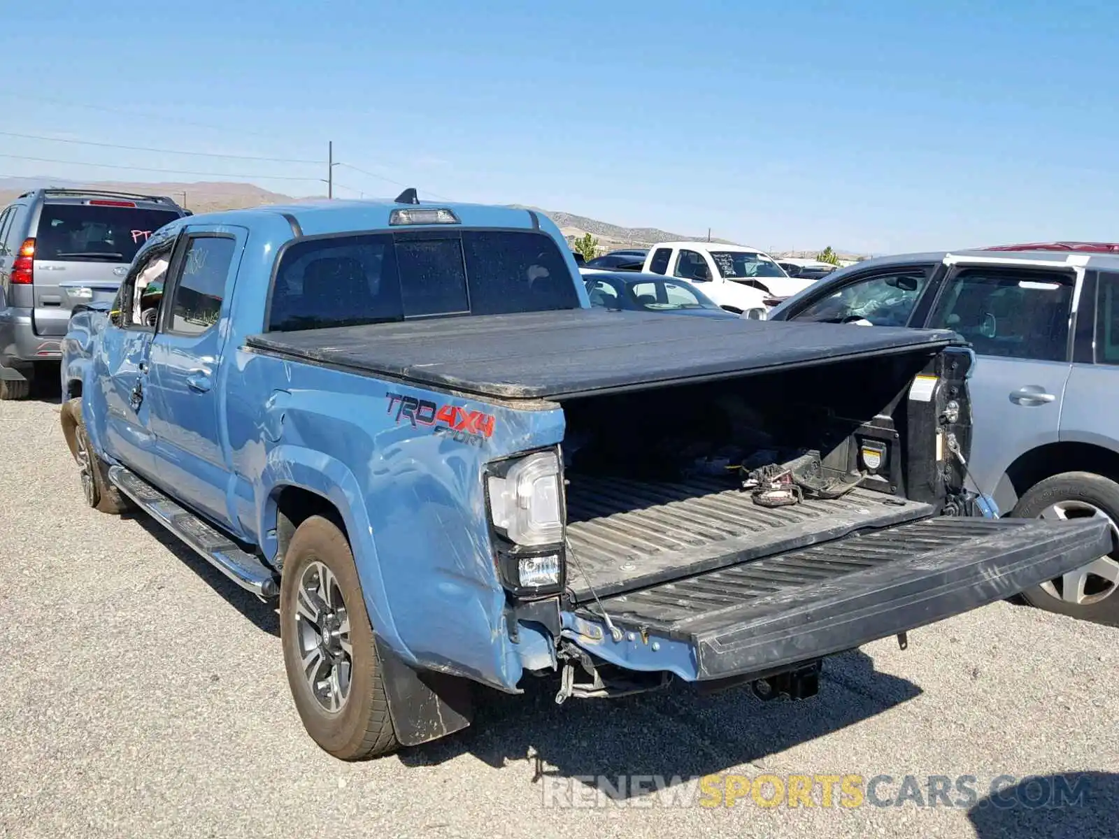 3 Photograph of a damaged car 3TMDZ5BN9KM060050 TOYOTA TACOMA DOU 2019