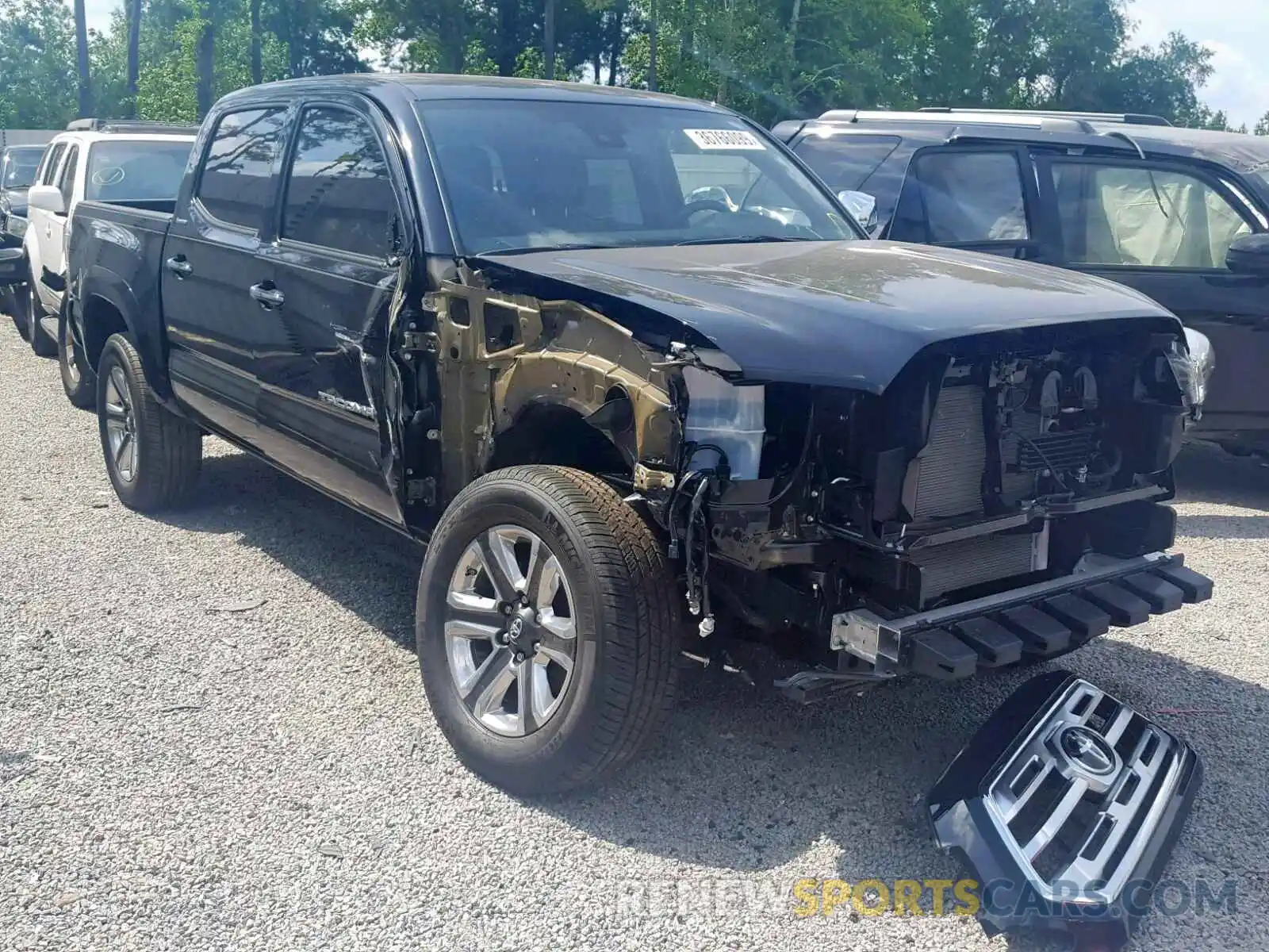 1 Photograph of a damaged car 3TMEZ5CN5KM081609 TOYOTA TACOMA DOU 2019