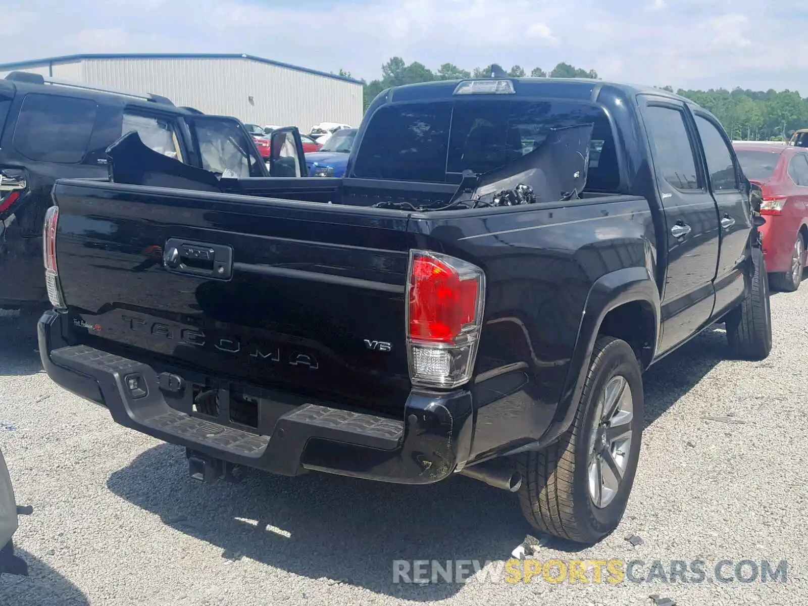 4 Photograph of a damaged car 3TMEZ5CN5KM081609 TOYOTA TACOMA DOU 2019