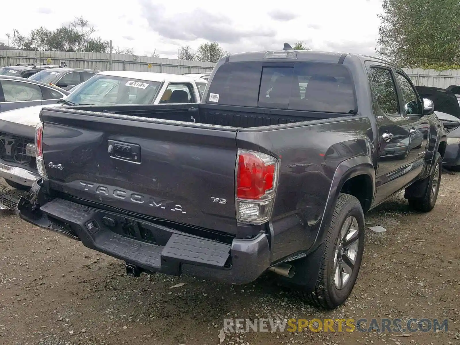 4 Photograph of a damaged car 3TMGZ5AN2KM227881 TOYOTA TACOMA DOU 2019