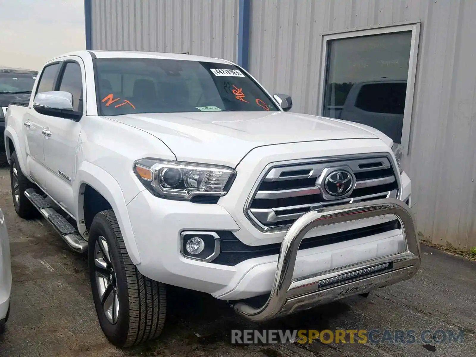 1 Photograph of a damaged car 3TMGZ5AN3KM194440 TOYOTA TACOMA DOU 2019