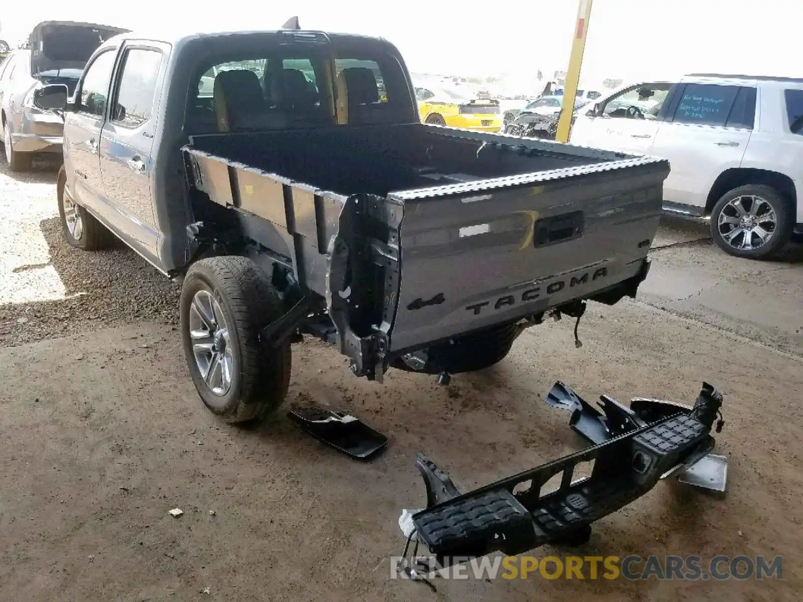 3 Photograph of a damaged car 3TMGZ5AN7KM250072 TOYOTA TACOMA DOU 2019