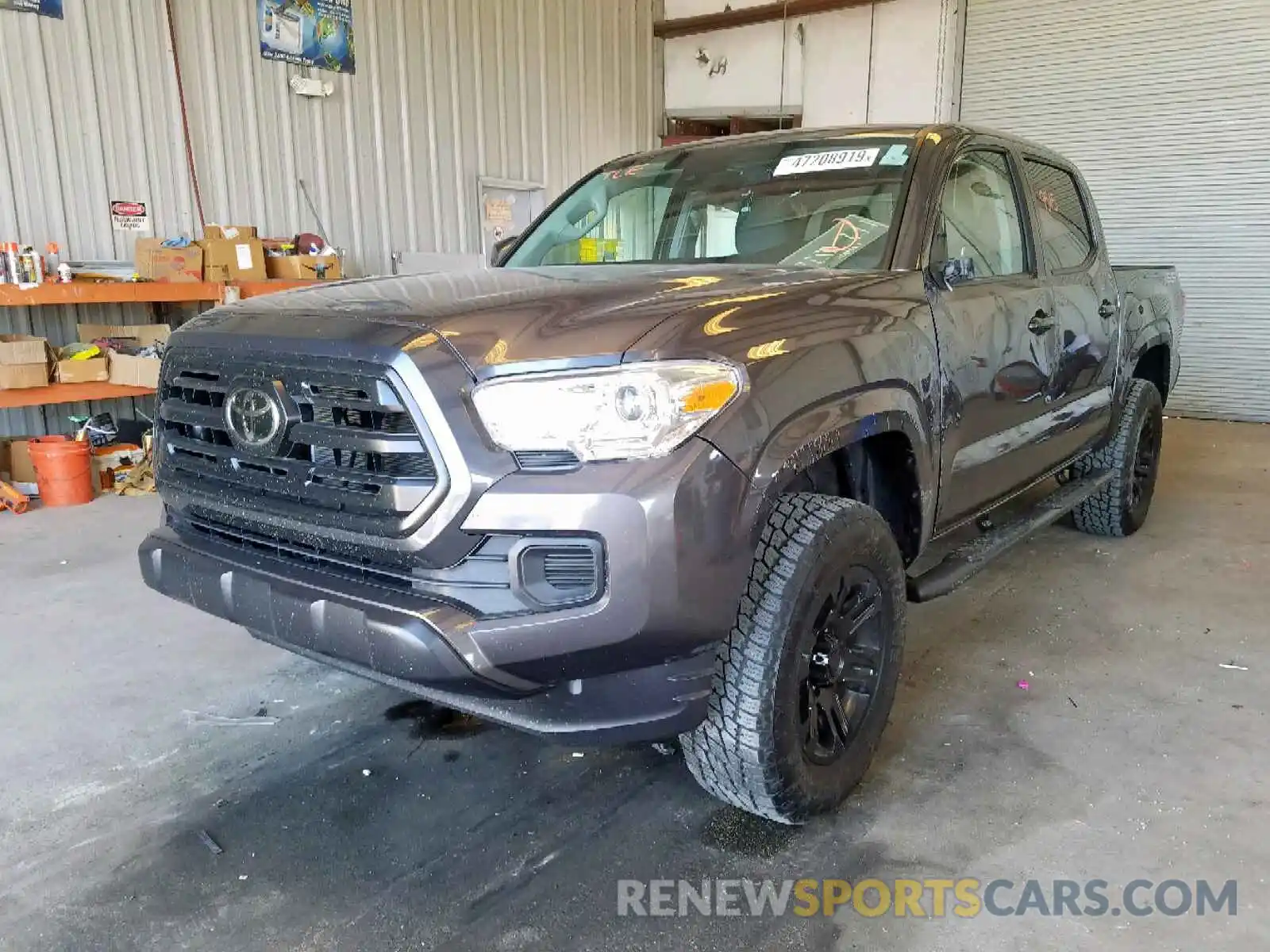 2 Фотография поврежденного автомобиля 5TFAX5GN0KX132961 TOYOTA TACOMA DOU 2019