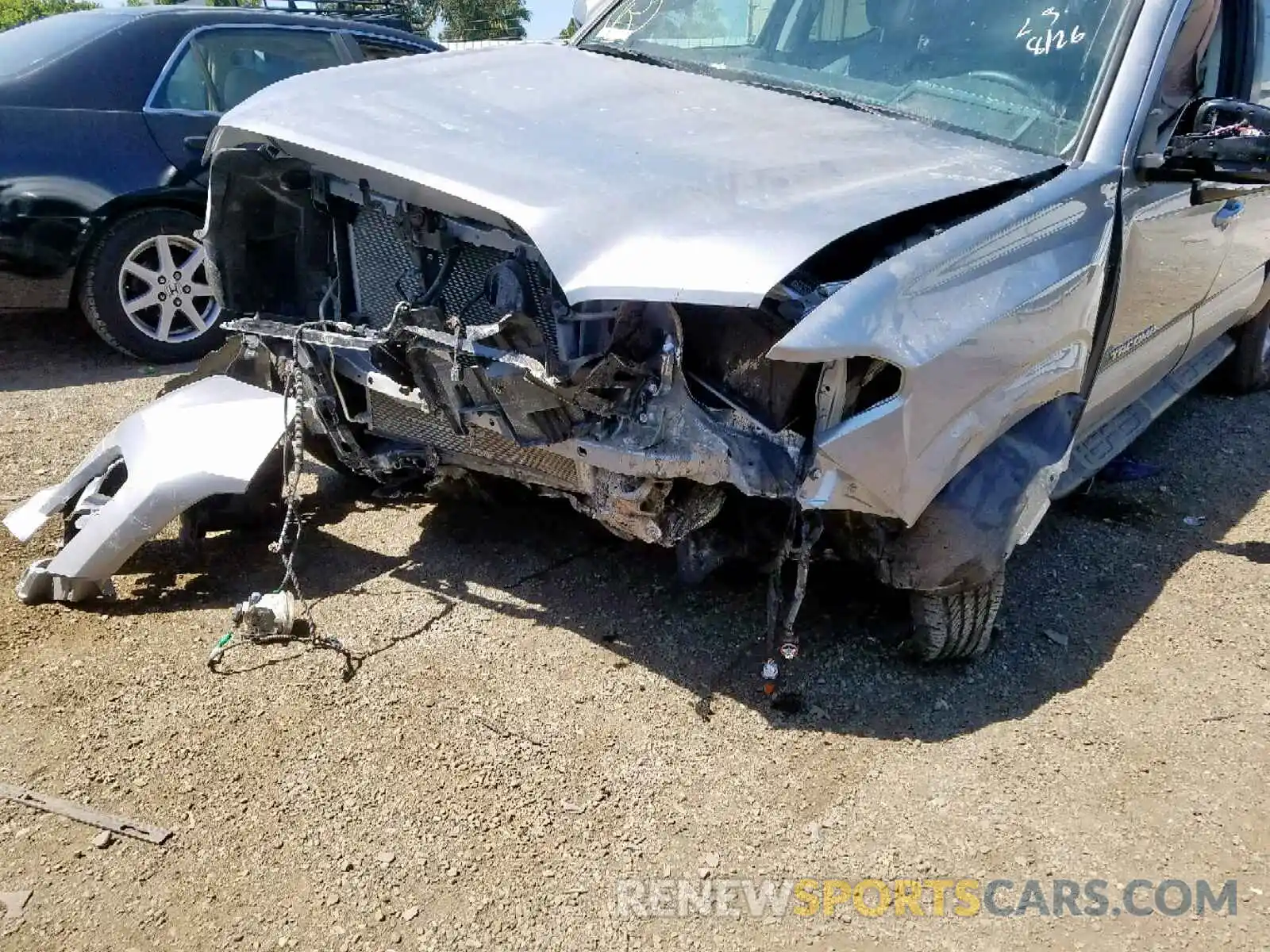 9 Photograph of a damaged car 5TFAX5GN1KX148389 TOYOTA TACOMA DOU 2019