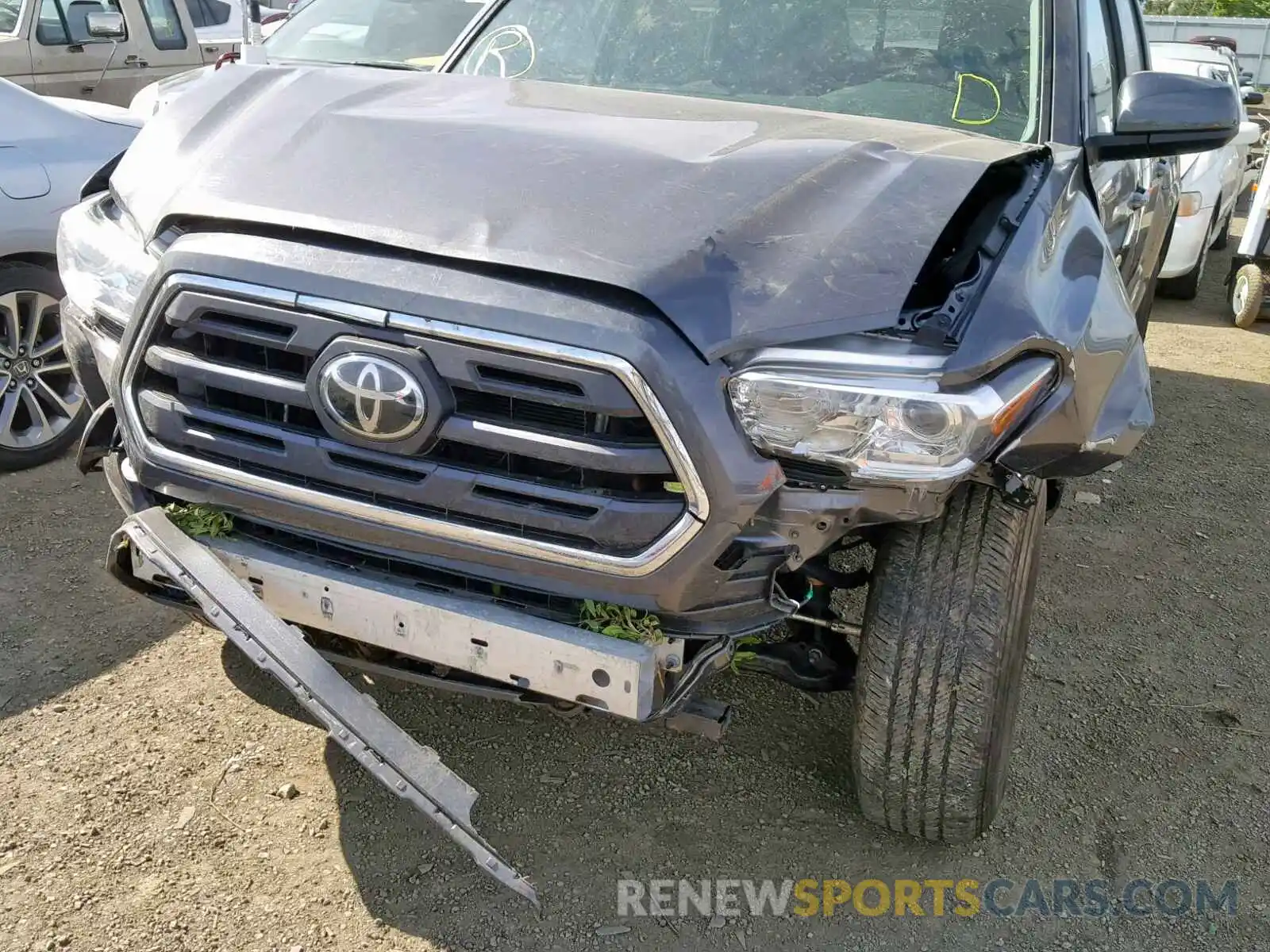 9 Photograph of a damaged car 5TFAX5GN2KX134386 TOYOTA TACOMA DOU 2019