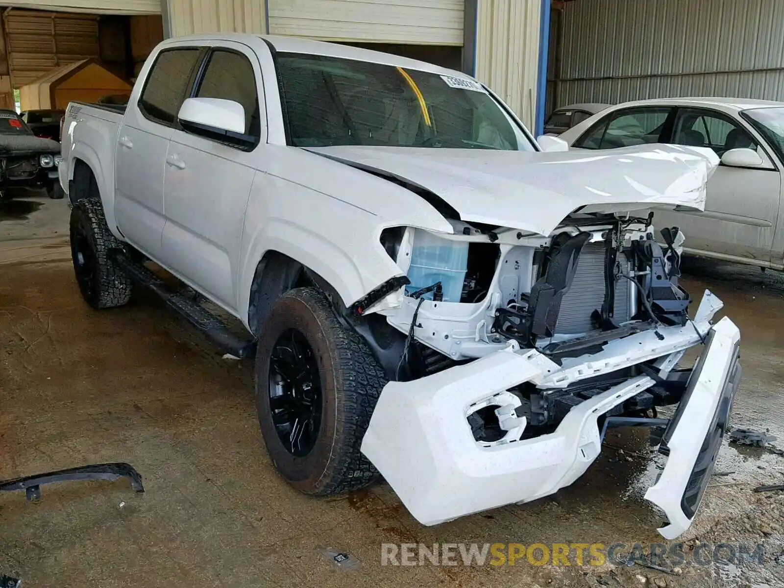 1 Photograph of a damaged car 5TFAX5GN3KX134607 TOYOTA TACOMA DOU 2019