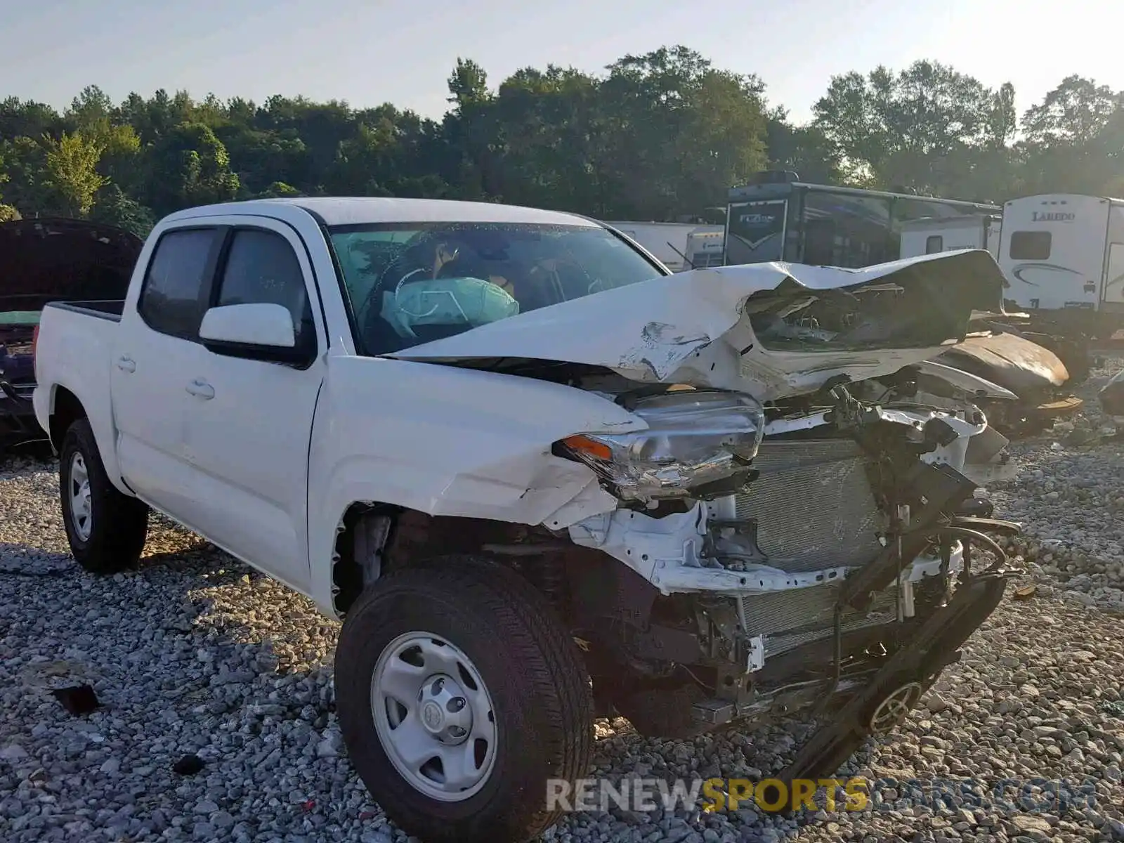 1 Photograph of a damaged car 5TFAX5GN3KX136390 TOYOTA TACOMA DOU 2019