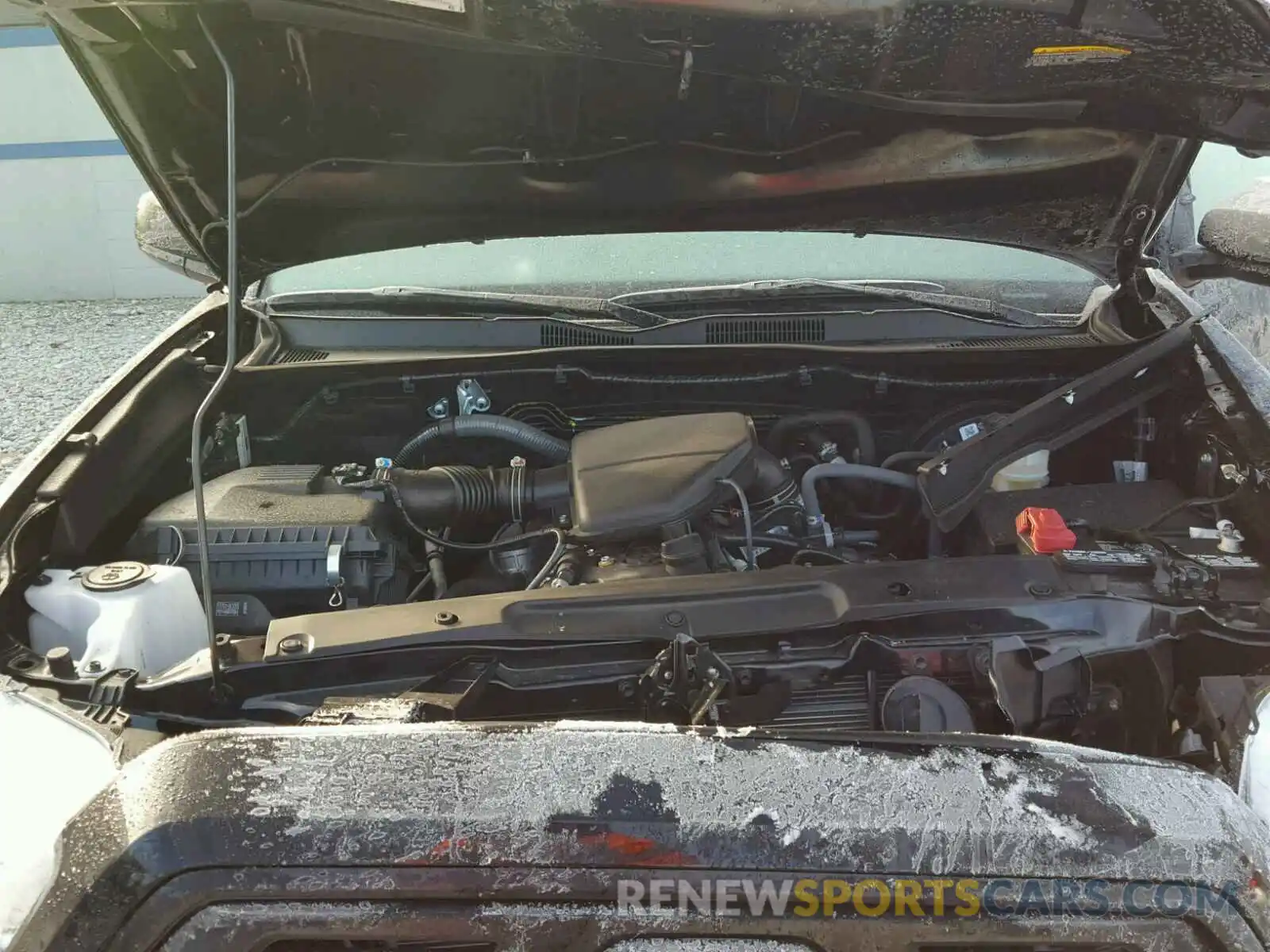 7 Photograph of a damaged car 5TFAX5GN6KX133080 TOYOTA TACOMA DOU 2019