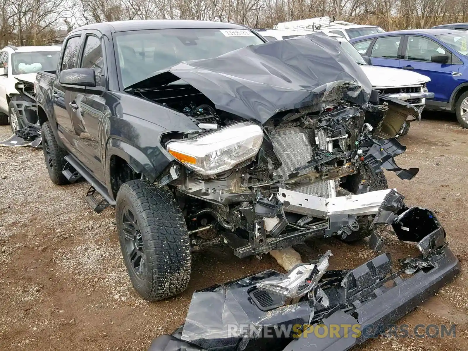 1 Photograph of a damaged car 5TFAX5GN6KX138327 TOYOTA TACOMA DOU 2019