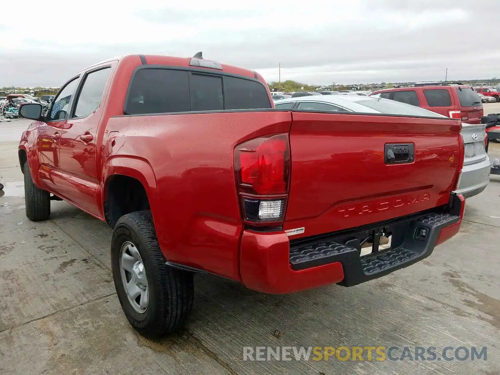 3 Photograph of a damaged car 5TFAX5GN6KX145827 TOYOTA TACOMA DOU 2019