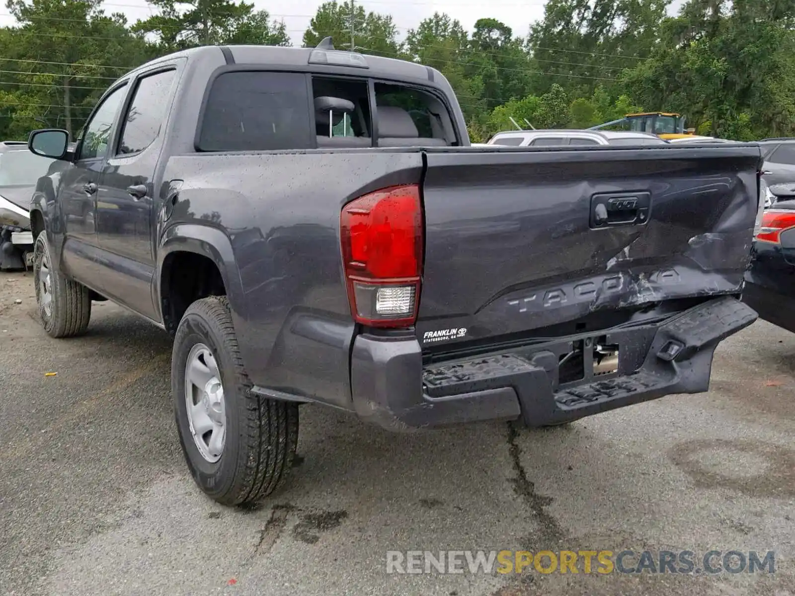 3 Photograph of a damaged car 5TFAX5GN7KX139423 TOYOTA TACOMA DOU 2019