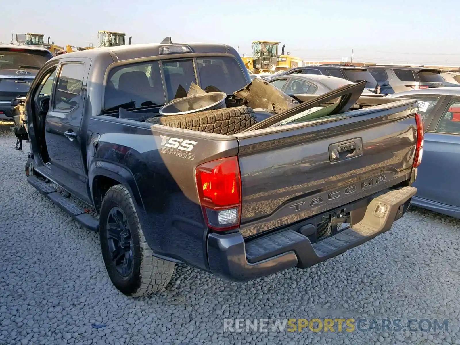 3 Photograph of a damaged car 5TFAX5GN7KX140197 TOYOTA TACOMA DOU 2019