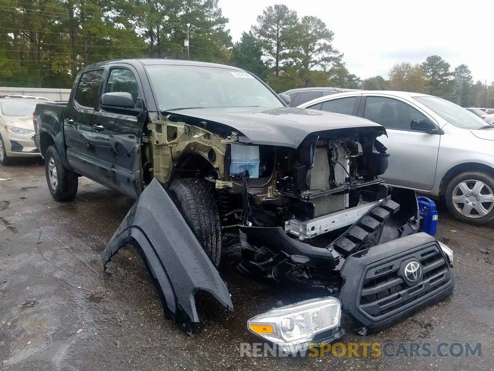 1 Photograph of a damaged car 5TFAX5GN8KX152309 TOYOTA TACOMA DOU 2019