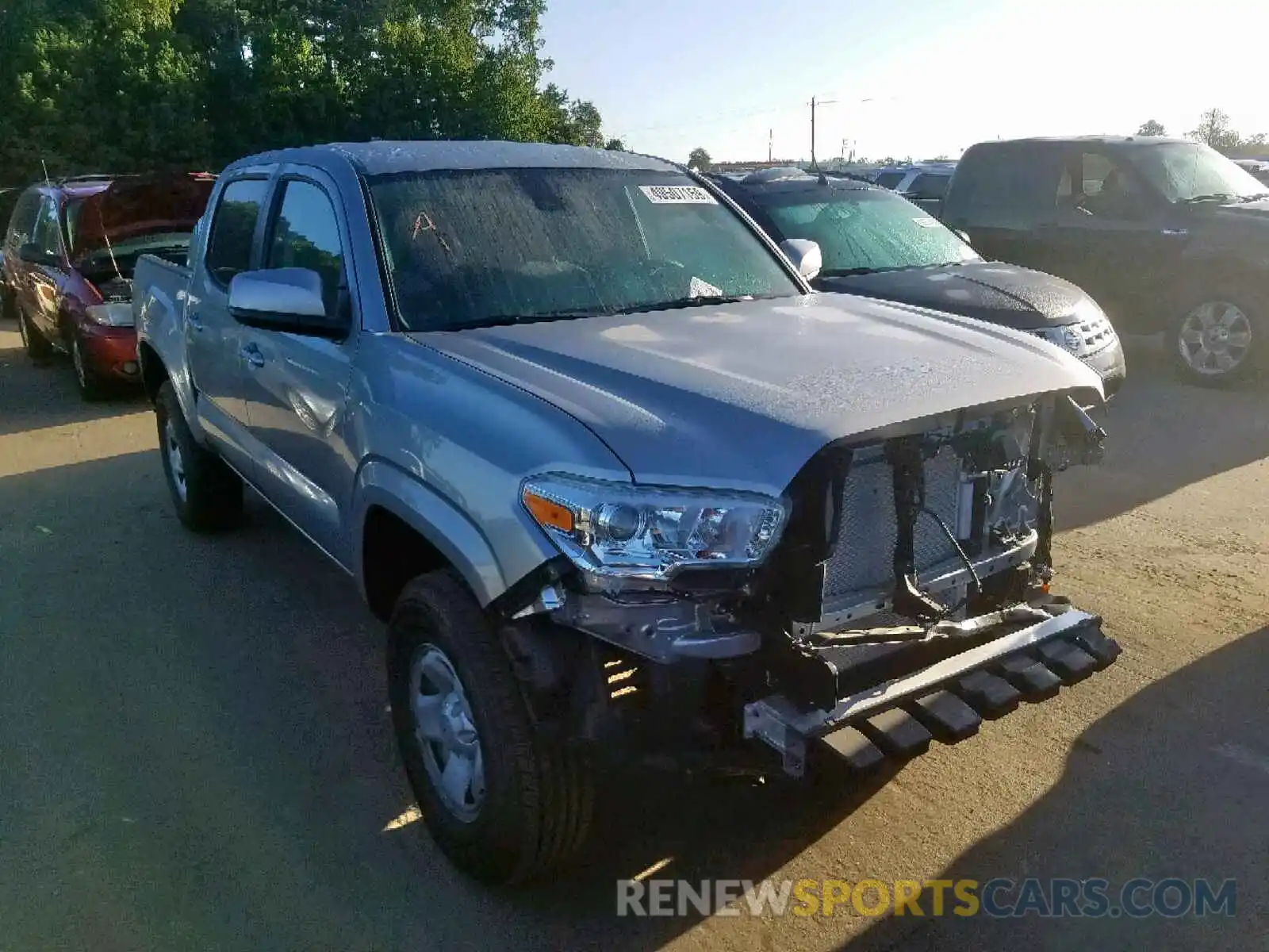 1 Photograph of a damaged car 5TFAX5GNXKX154238 TOYOTA TACOMA DOU 2019