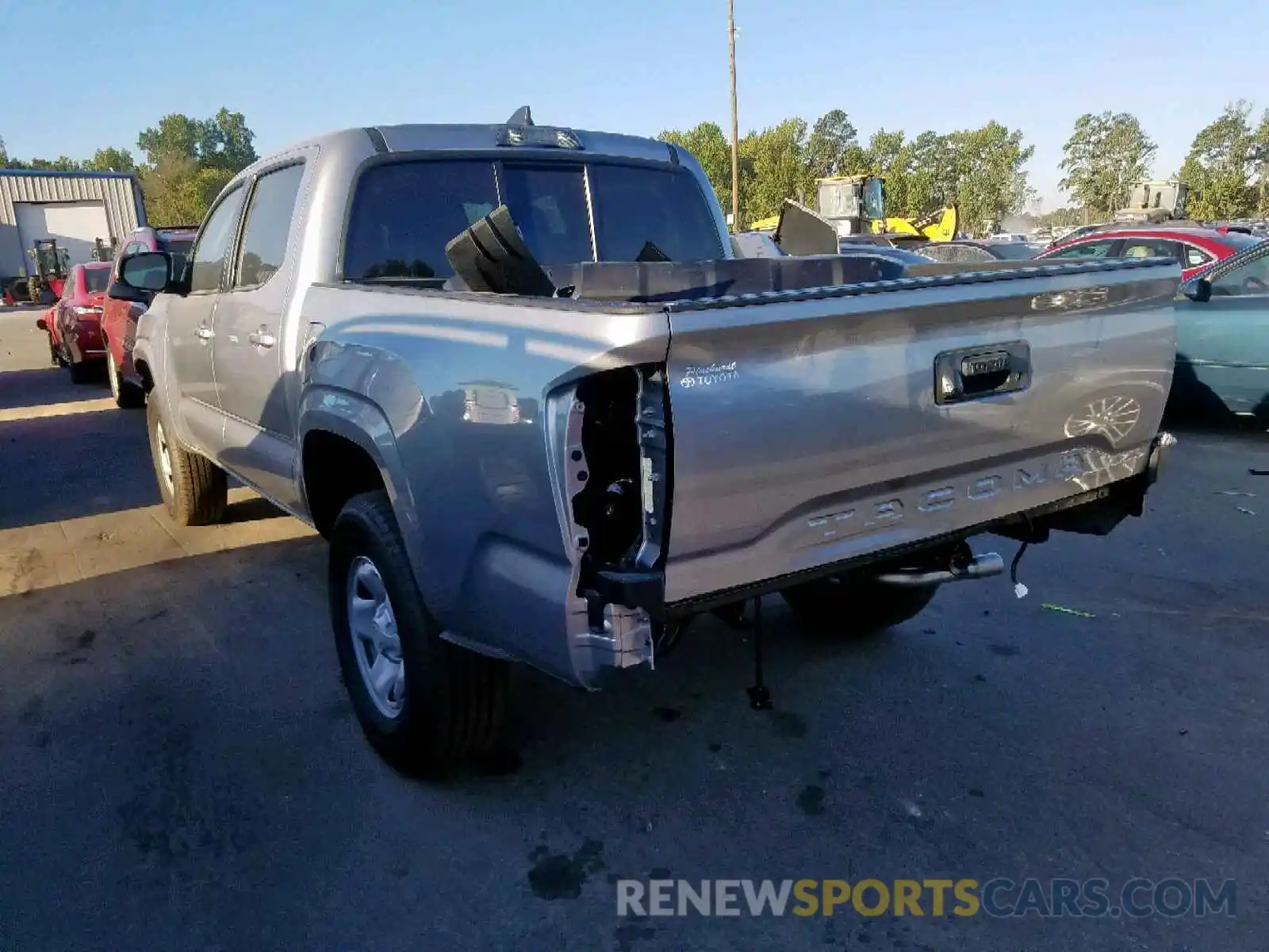 3 Photograph of a damaged car 5TFAX5GNXKX154238 TOYOTA TACOMA DOU 2019