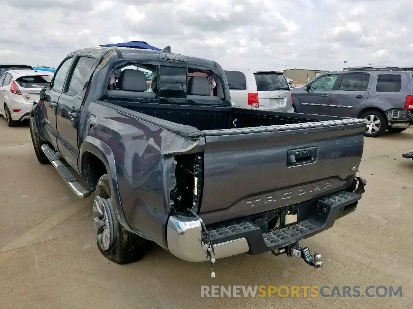 3 Photograph of a damaged car 5TFAZ5CN0KX081302 TOYOTA TACOMA DOU 2019