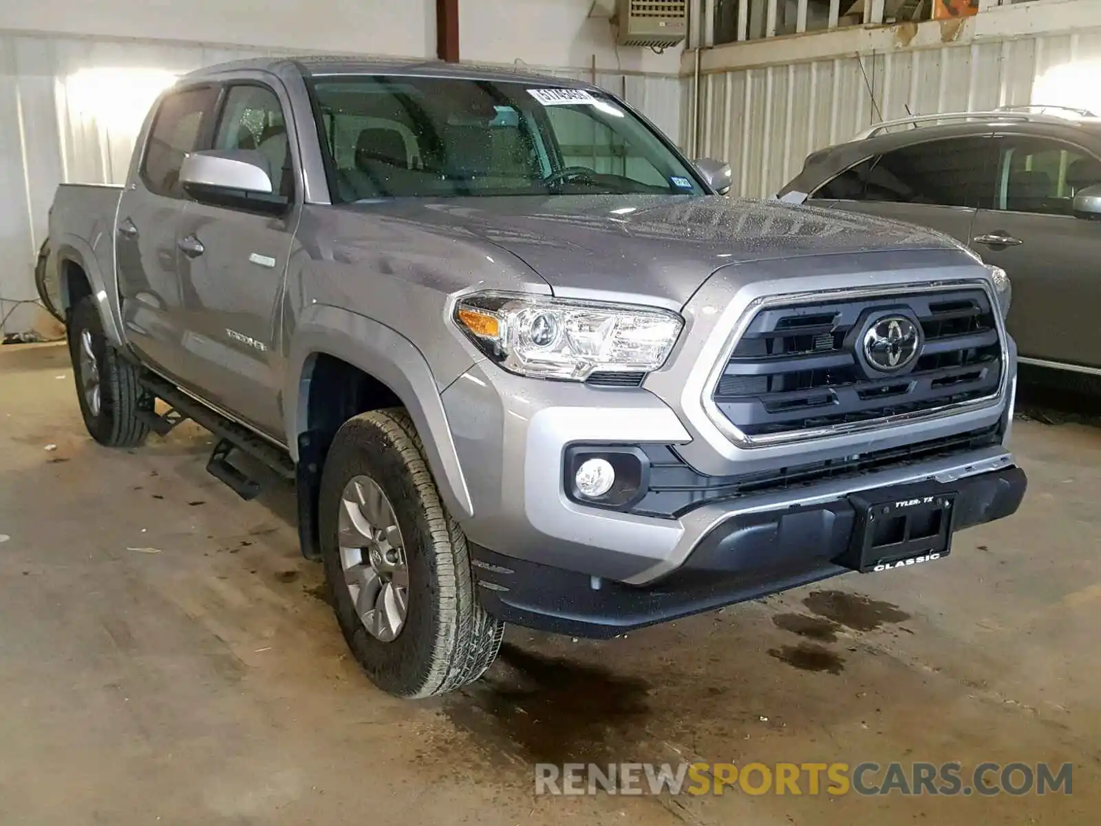 1 Photograph of a damaged car 5TFAZ5CN2KX077932 TOYOTA TACOMA DOU 2019