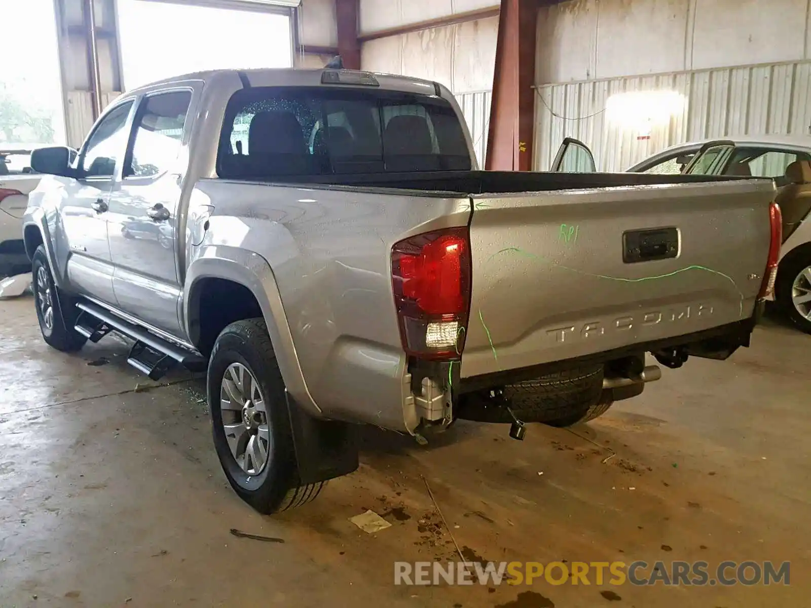 3 Photograph of a damaged car 5TFAZ5CN2KX077932 TOYOTA TACOMA DOU 2019