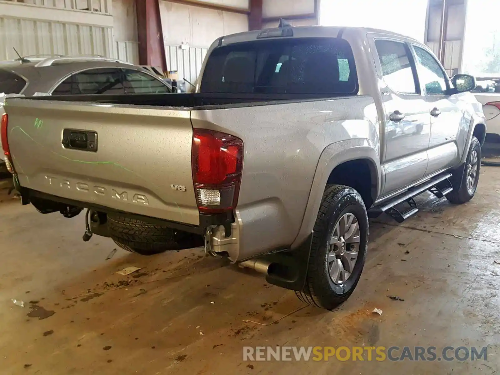 4 Photograph of a damaged car 5TFAZ5CN2KX077932 TOYOTA TACOMA DOU 2019