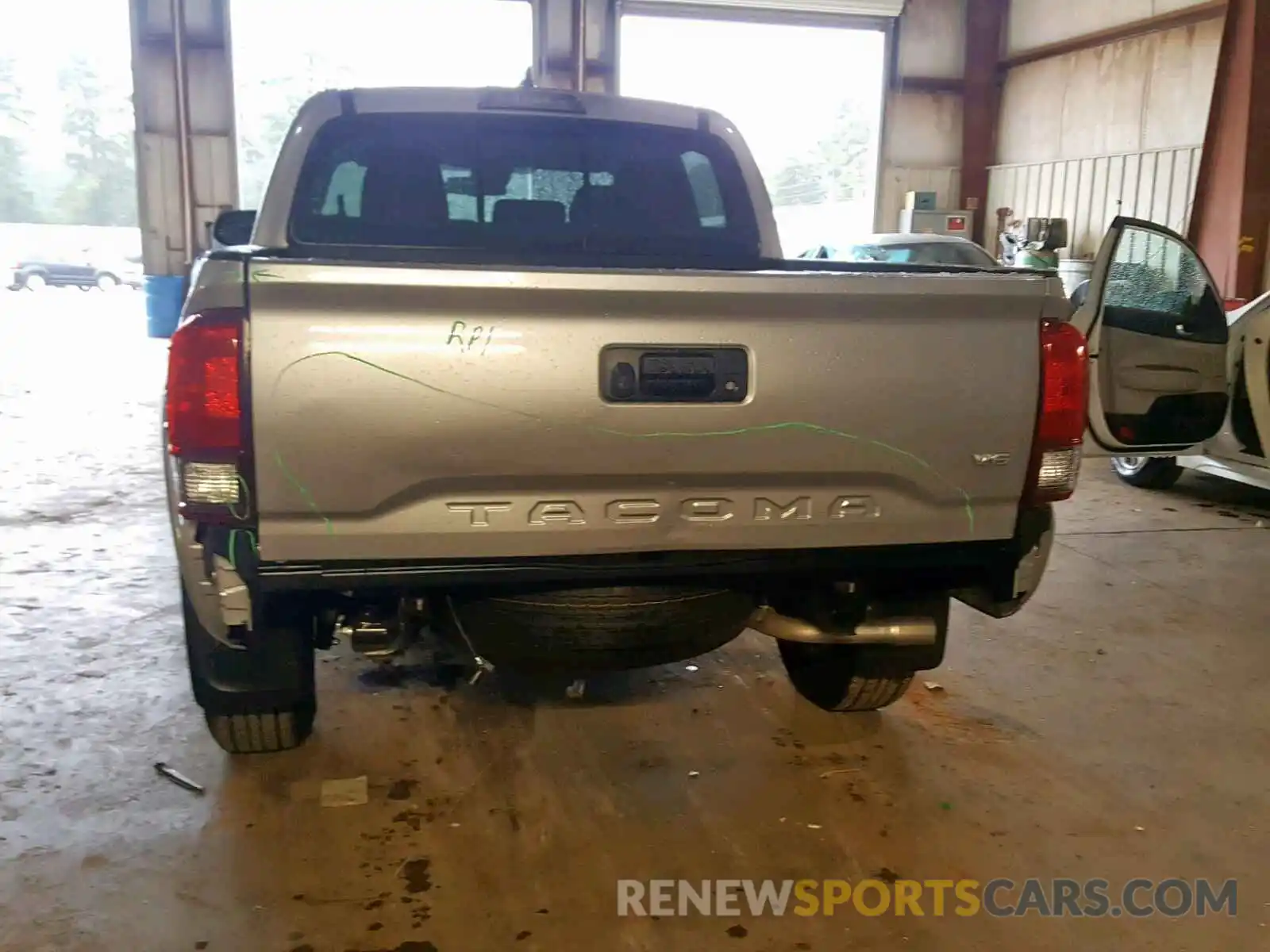 9 Photograph of a damaged car 5TFAZ5CN2KX077932 TOYOTA TACOMA DOU 2019