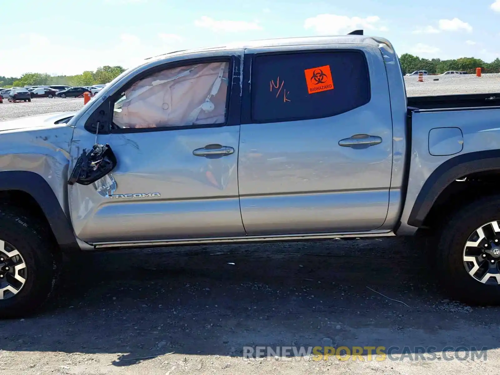 9 Photograph of a damaged car 5TFAZ5CN2KX081107 TOYOTA TACOMA DOU 2019