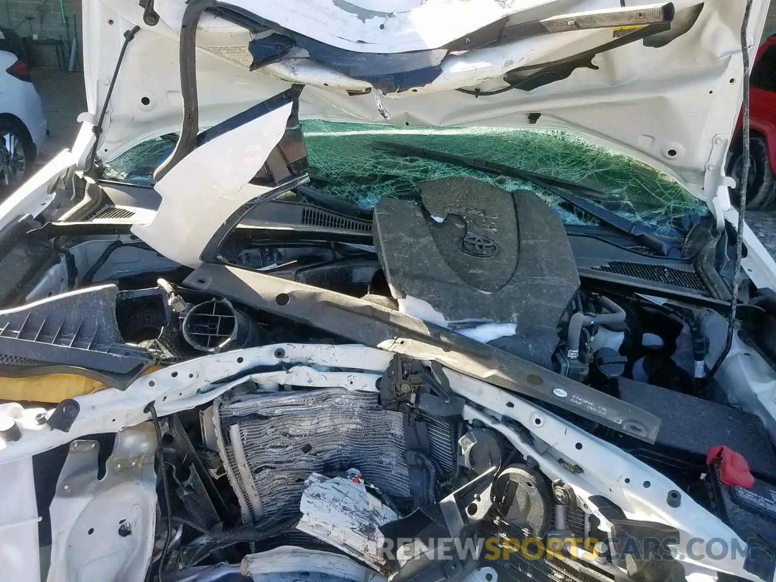 7 Фотография поврежденного автомобиля 5TFAZ5CN4KX077141 TOYOTA TACOMA DOU 2019
