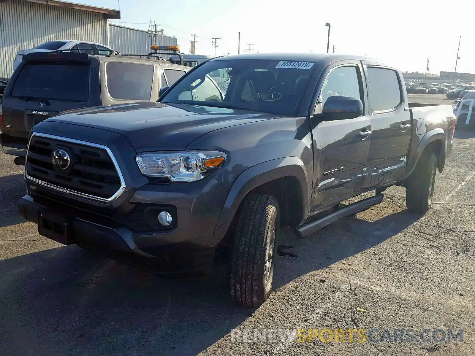 2 Photograph of a damaged car 5TFAZ5CN4KX086504 TOYOTA TACOMA DOU 2019