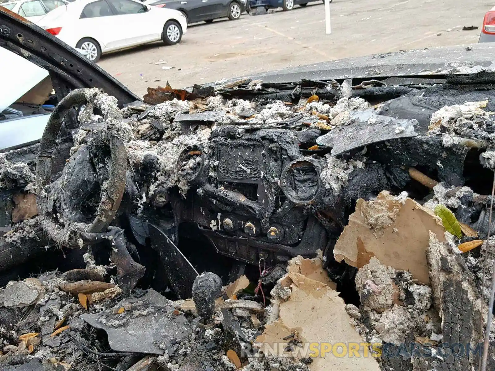 9 Photograph of a damaged car 5TFAZ5CN8KX077840 TOYOTA TACOMA DOU 2019