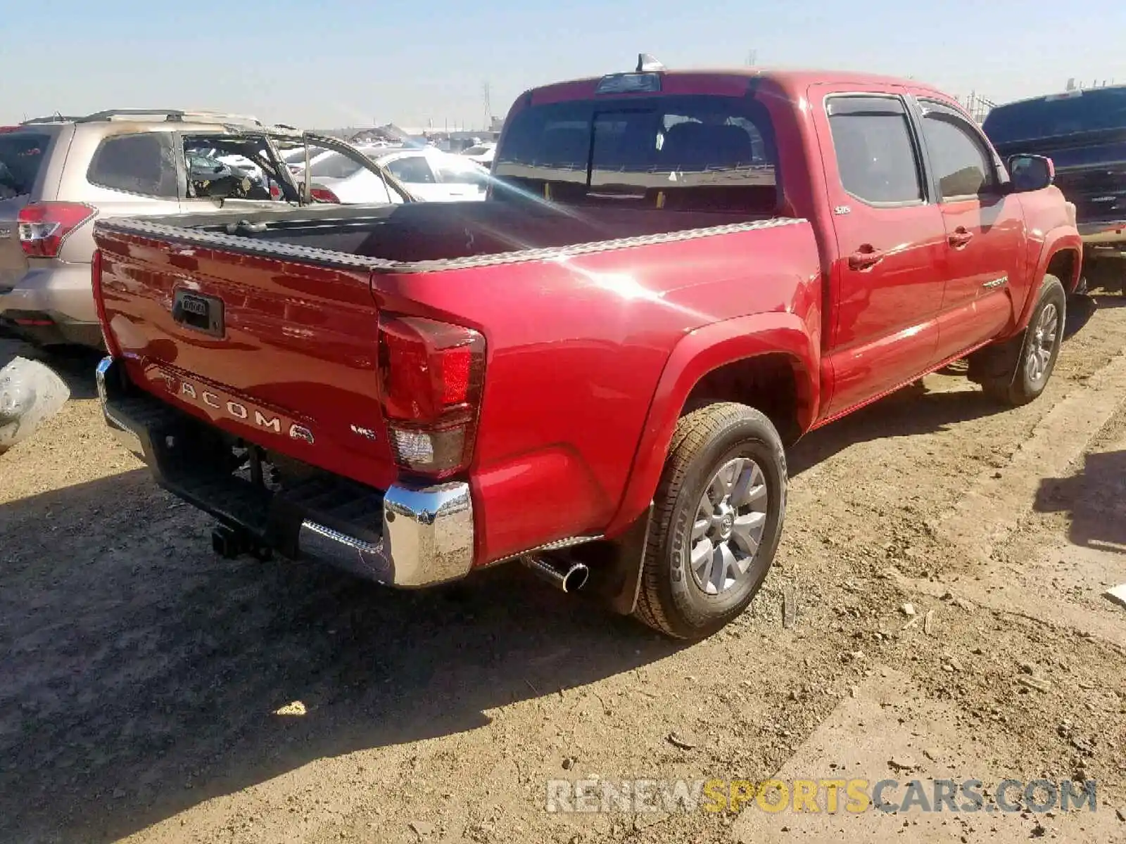 4 Photograph of a damaged car 5TFAZ5CN9KX077300 TOYOTA TACOMA DOU 2019